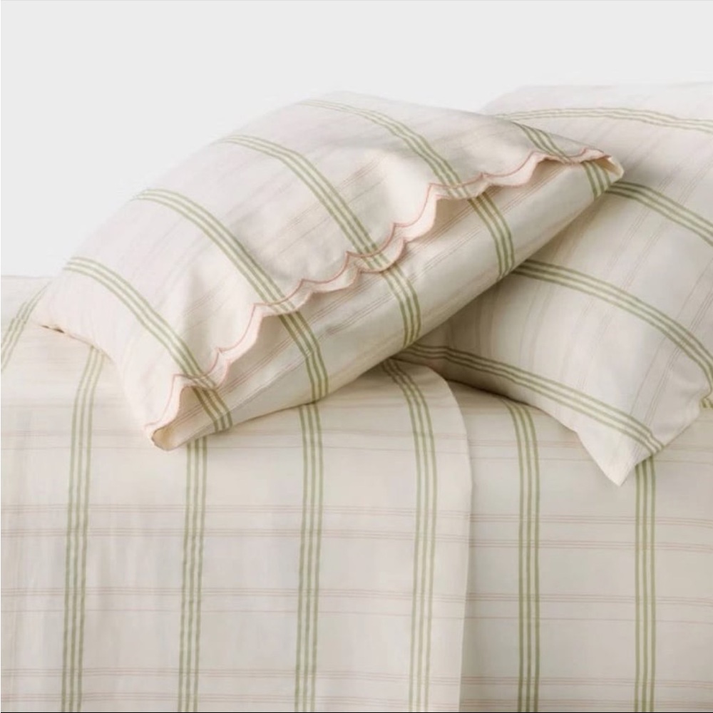 Twin XL 300 Thread Count Scalloped Plaid Sheet Set Cream/Green - Studio McGee